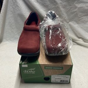 NIB Dansko smoke free house euro 38 milled buck wine 8 slip on shoes
